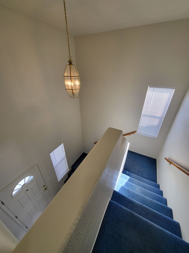 Building Photo - Spacious Home Now Available! 3066 Double T...