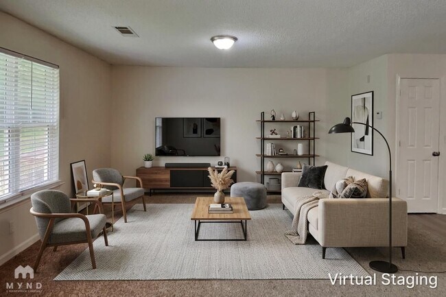 Foto del edificio - 6332 Hickory Ln Cir