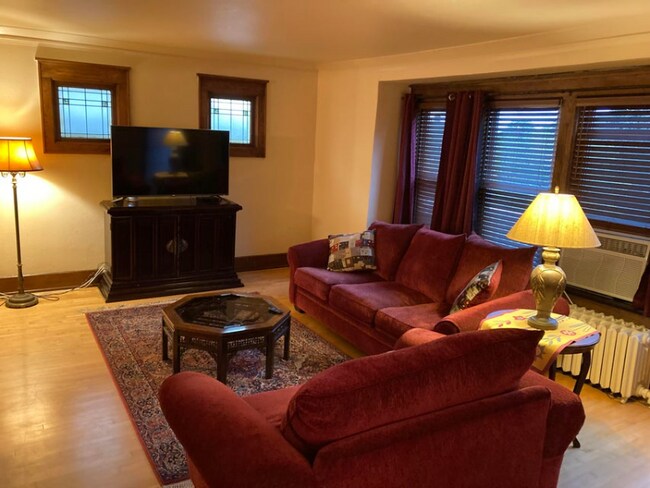 Foto del edificio - 1630 N 52nd St