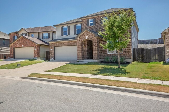 Foto del edificio - Spacious Home in Easton Park / McKinney Falls