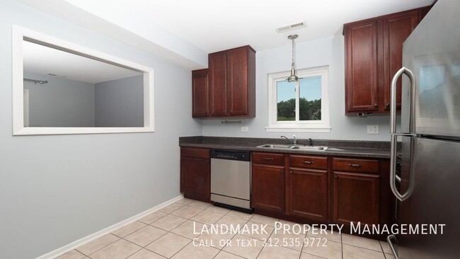 Building Photo - 2250 Abbeywood Dr