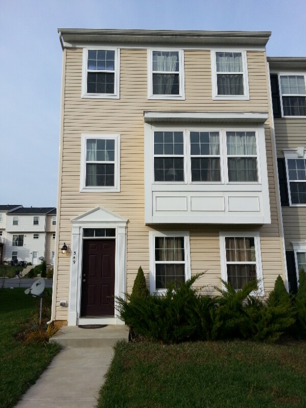 Foto principal - 284 Kentshire Dr