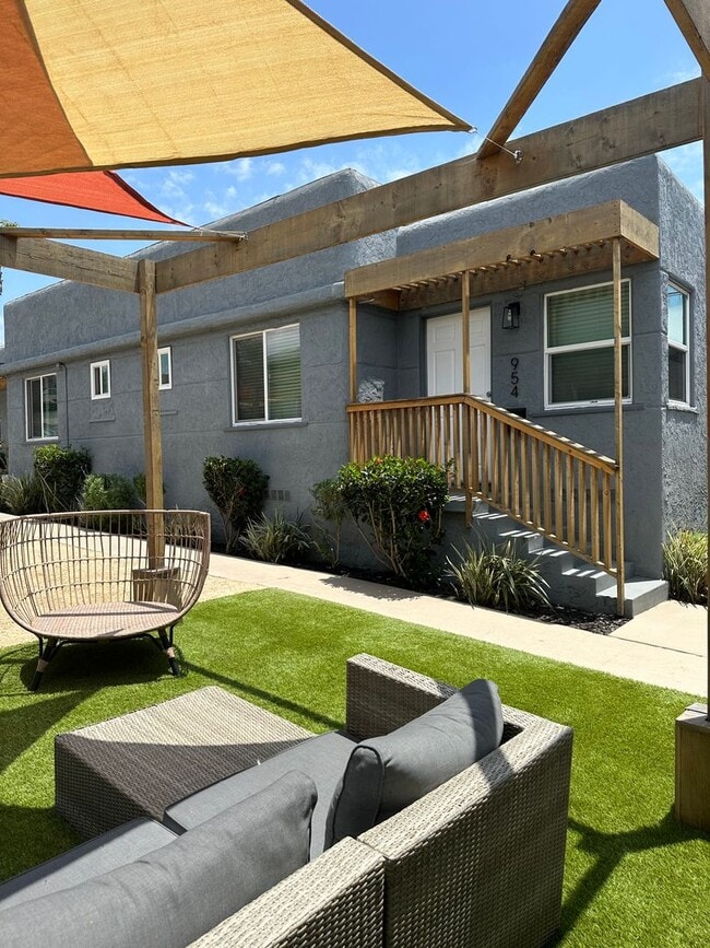 Foto del edificio - 952-58 22nd St