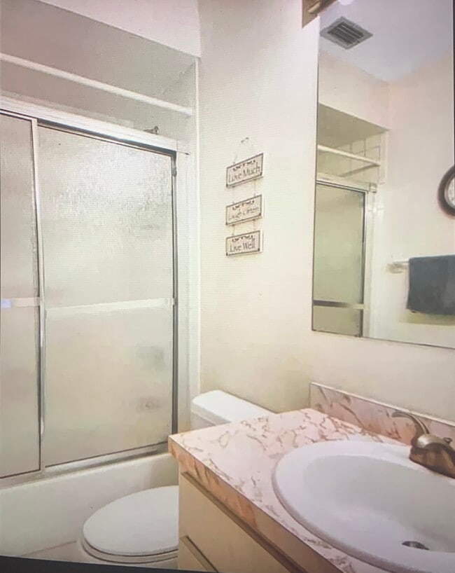 Foto del edificio - 4608 SE 4th Pl