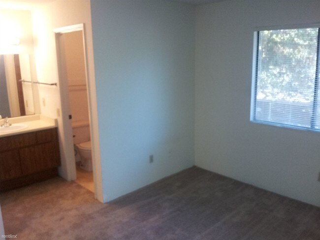 Building Photo - 7456 Sandalwood Dr