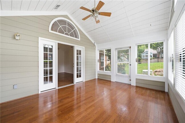 Building Photo - 19108 Harvest Ridge Ln