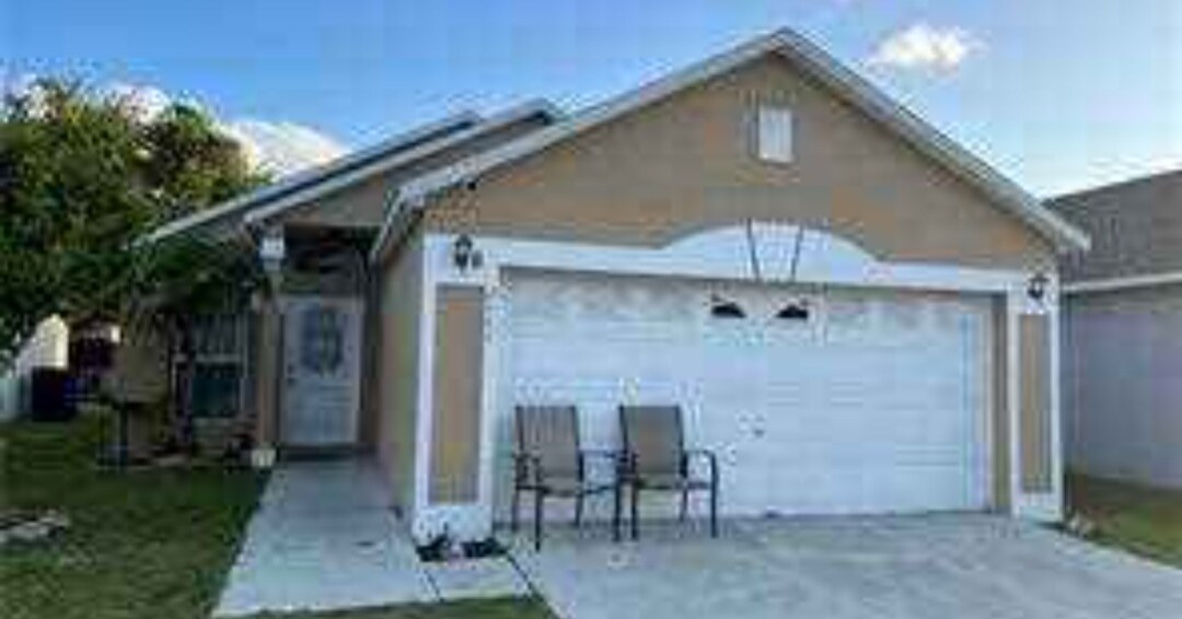 2447 Parsons Pond Cir, Kissimmee, FL 34743 House Rental in Kissimmee, FL