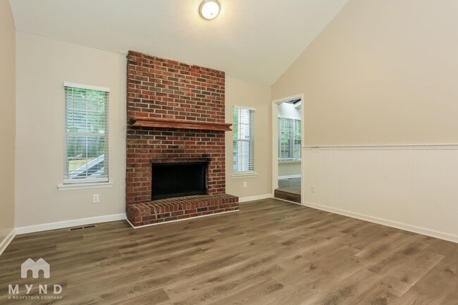 Building Photo - 8613 Stone Creek Ct