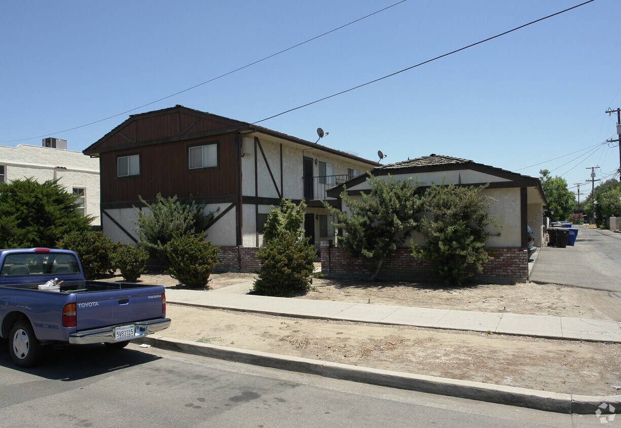 Primary Photo - 1540 12th St