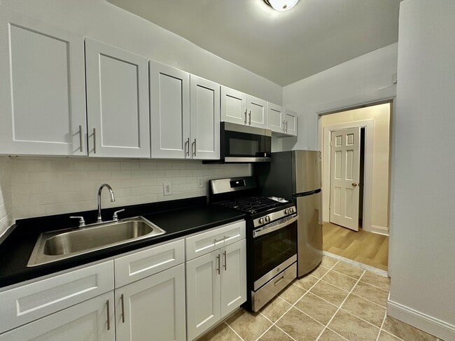 Building Photo - 289 Convent Ave