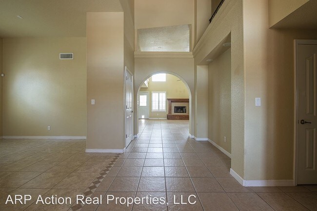 Building Photo - 5 br, 4 bath House - 6533 Bear Cat Ridge Dr.