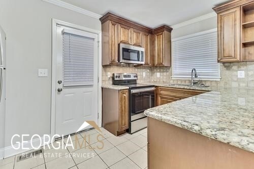 Foto del edificio - 3166 Cloverhurst Dr