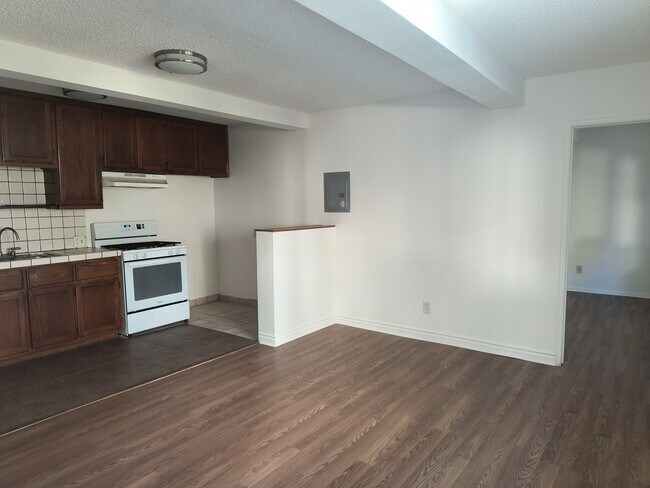 Espacio vital - 6842 Valmont St