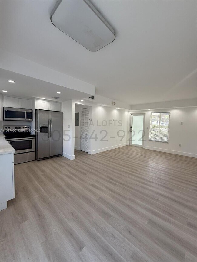 Foto del edificio - 1328 NW 4th St