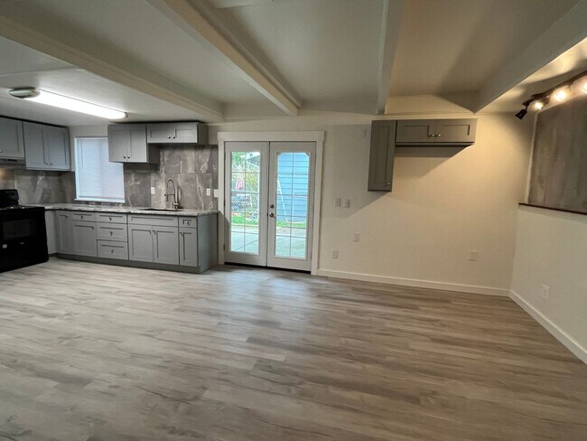 Foto del edificio - 1335 Bradley St