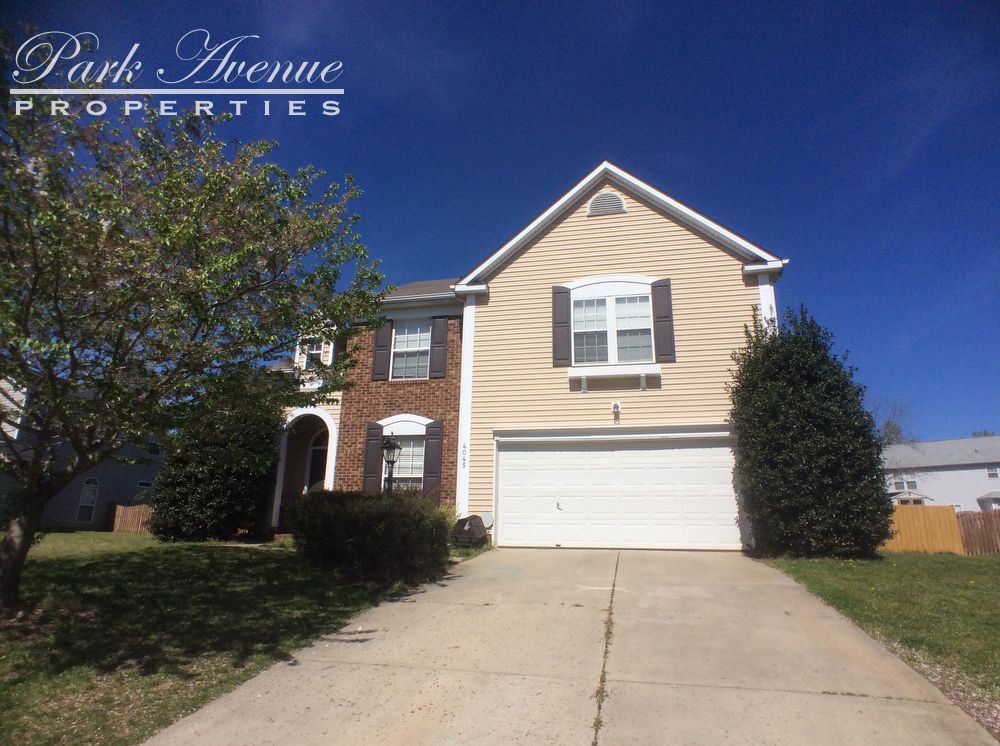 Foto principal - 4045 Suttle Pl