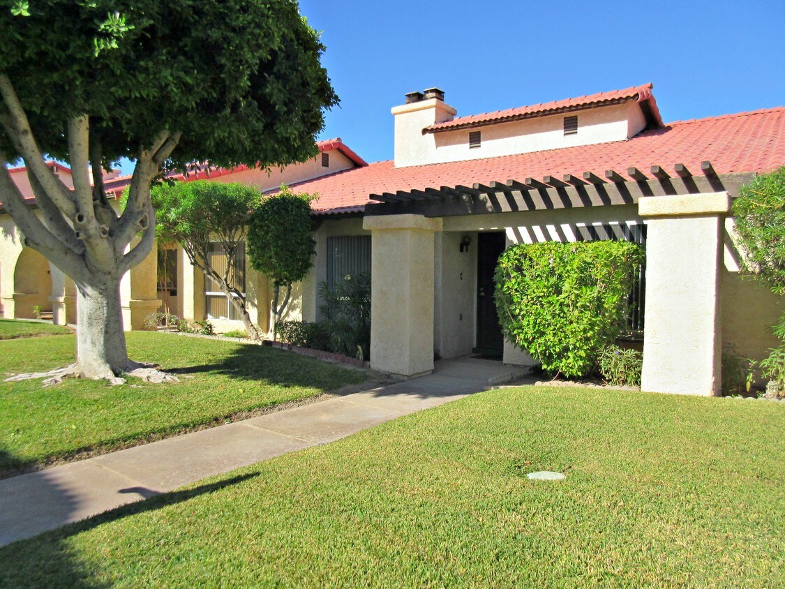 Foto principal - 2155 S 14th Ave