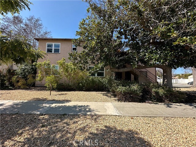 Primary Photo - 2123 N Parish Pl