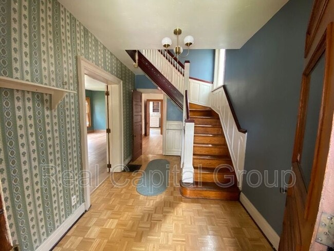 Foto del edificio - 97 Unger Ave