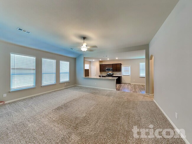 Foto del edificio - 304 Micah Ln