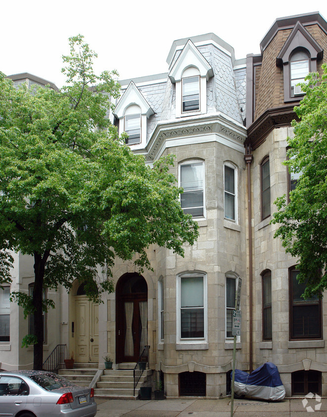 Primary Photo - 140 N 21st St