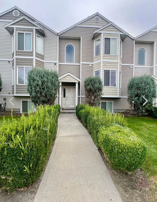 Building Photo - 7710 Quadra Dr