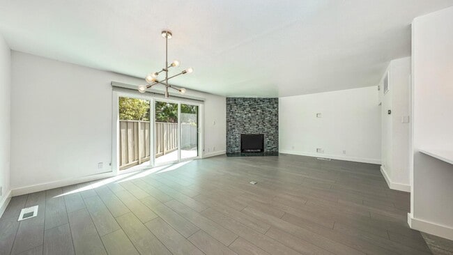 Building Photo - 20272 Pacifica Dr