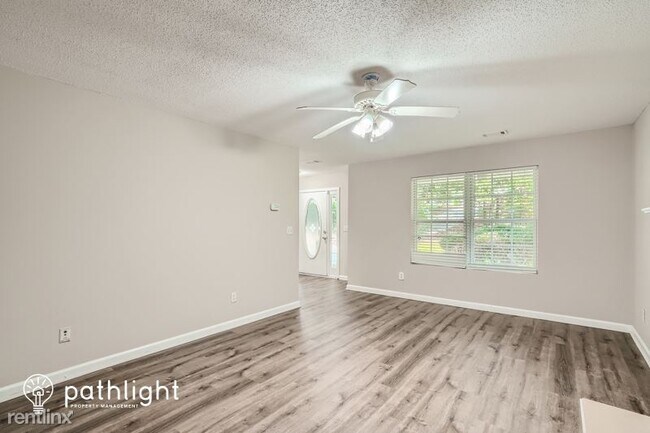 Foto del edificio - 4 br, 2.5 bath House - 210 Signet Ct UNIT