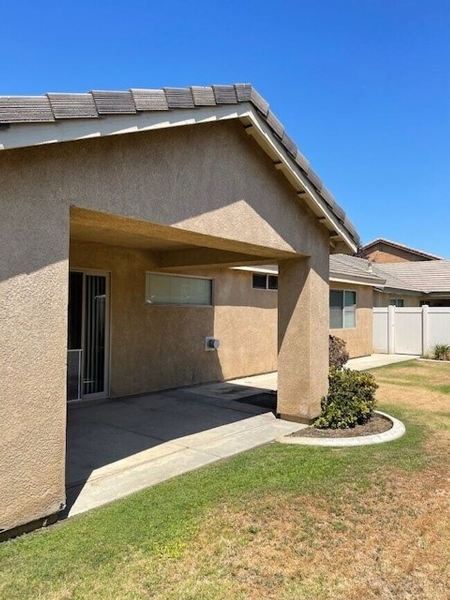 Foto del edificio - 104 Cedmont Dr