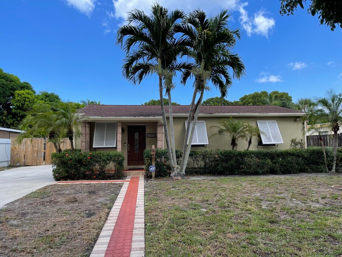 3008 Ridgeway Ave, West Palm Beach, FL 33405 House Rental in West Palm Beach, FL