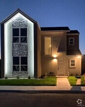 Building Photo - 5517 N Crown Point