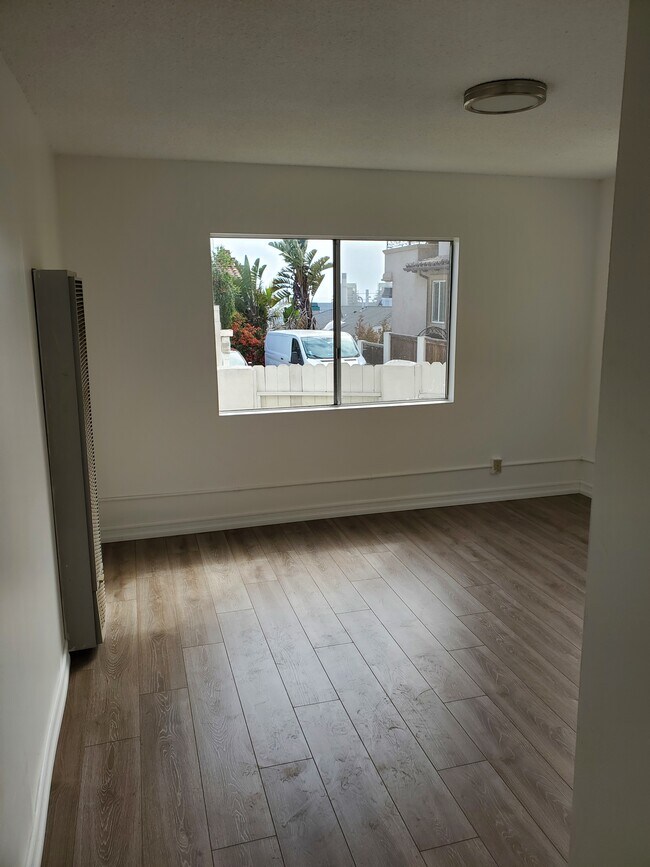 Foto del edificio - 719 N Lucia Ave