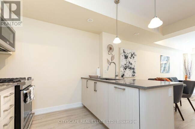 Photo du bâtiment - 26 Ernest Ave