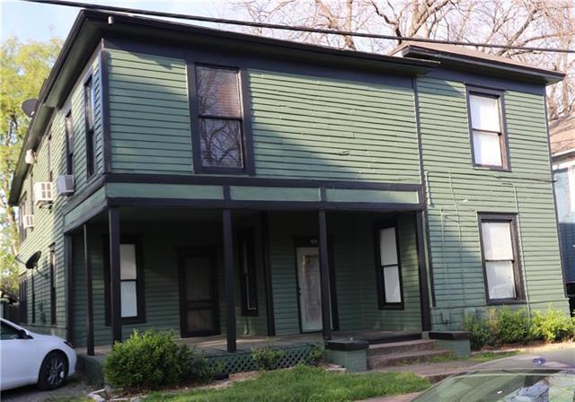 Primary Photo - 413 W Franklin St