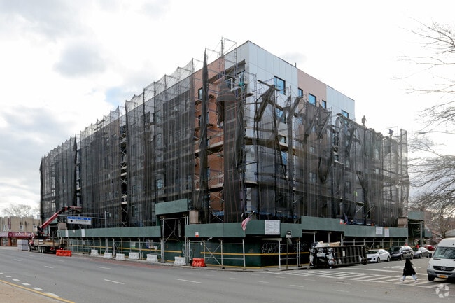 Building Photo - Rego Parc