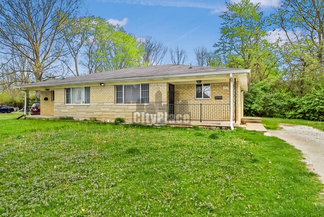 Photo - 1213 Taylor Dr E House