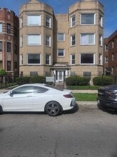 Building Photo - 6926 S Paxton Ave