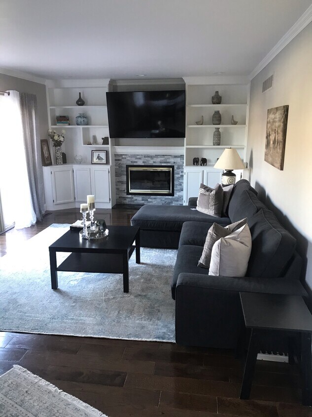 Foto del edificio - 4141 Rolling Meadow Ln