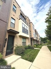 Building Photo - 4611 Quinns Ml Wy
