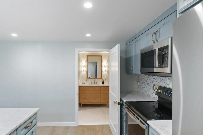 Foto del edificio - 1401 S Greenbrier St