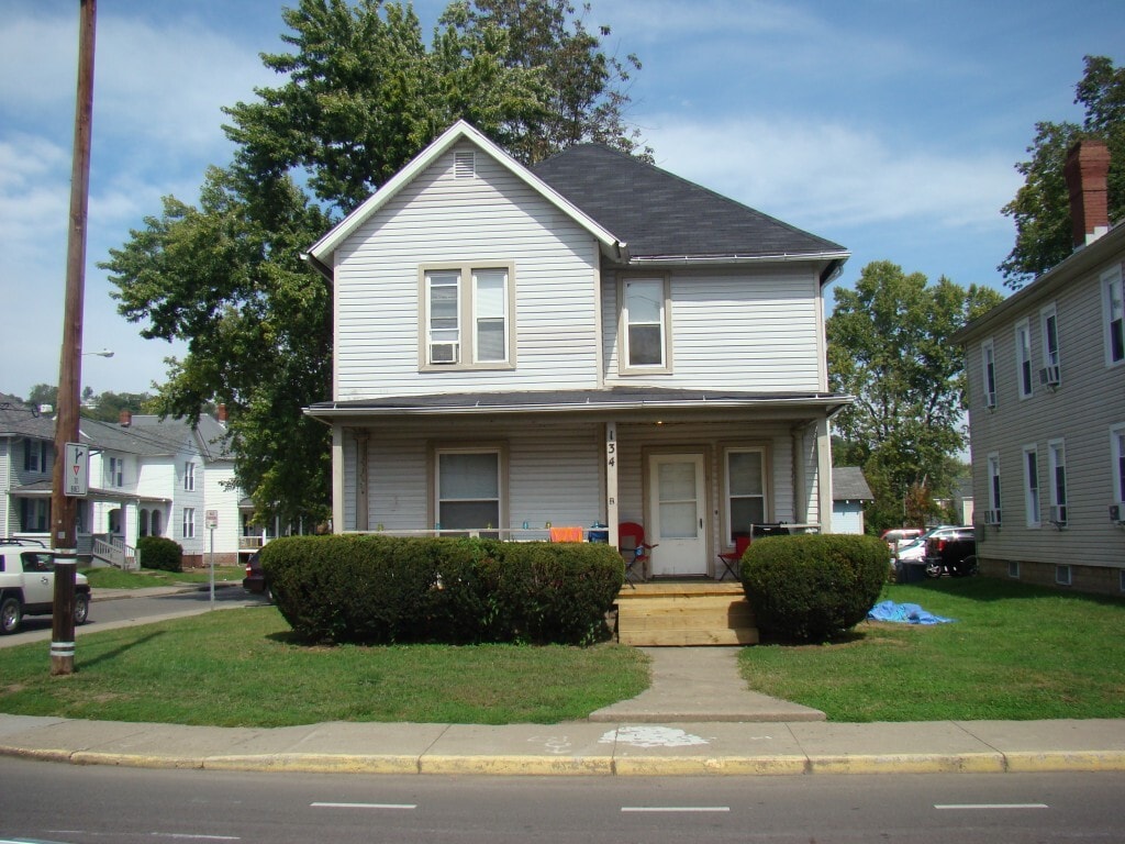 Primary Photo - 134 Mill St