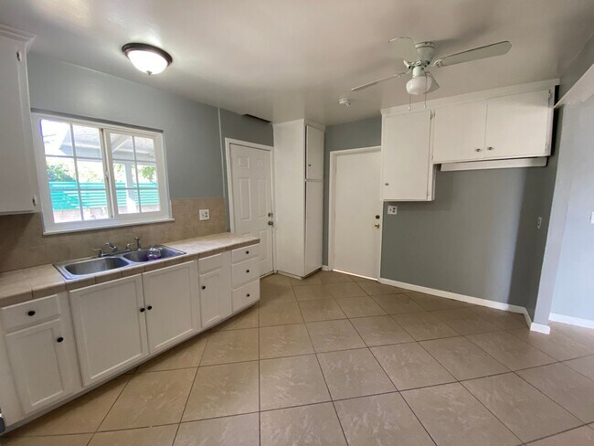 Building Photo - Come take a look at this Spacious 3 Bedroo...