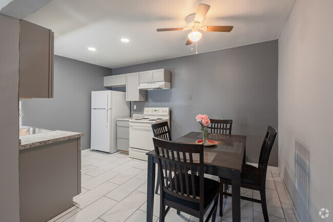 2BR, 1BA -740SF - Dining Area - Indian Village Apartments