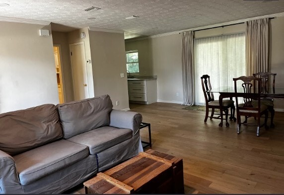 Foto del edificio - 68 Dolphin Blvd E