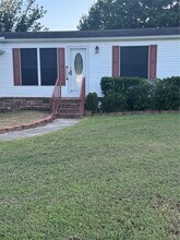 Building Photo - 16350 Hill Country Ct