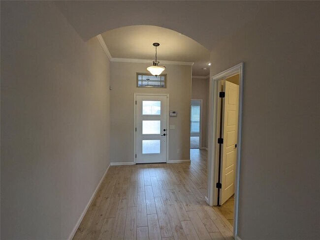 Foto del edificio - 3808 Manderly Pl