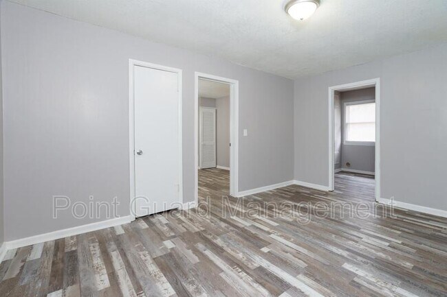 Foto del edificio - 1025-1027 S St Clair St