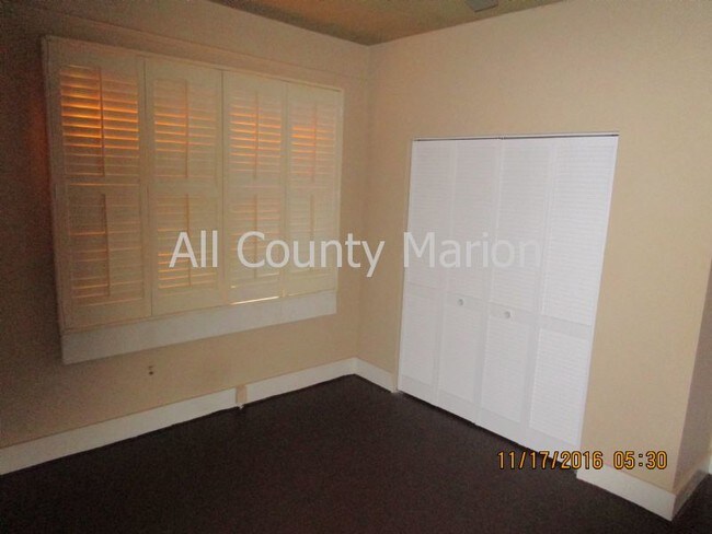 Building Photo - 3226 NE Jacksonville Rd
