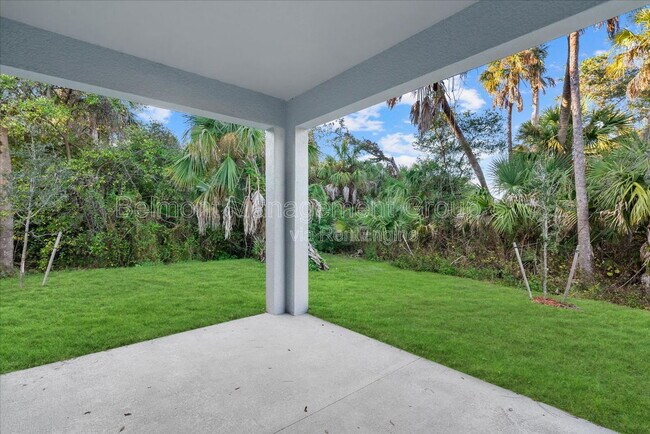 Foto del edificio - 2574 Caladium Rd