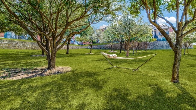 Building Photo - Mission Rockwall